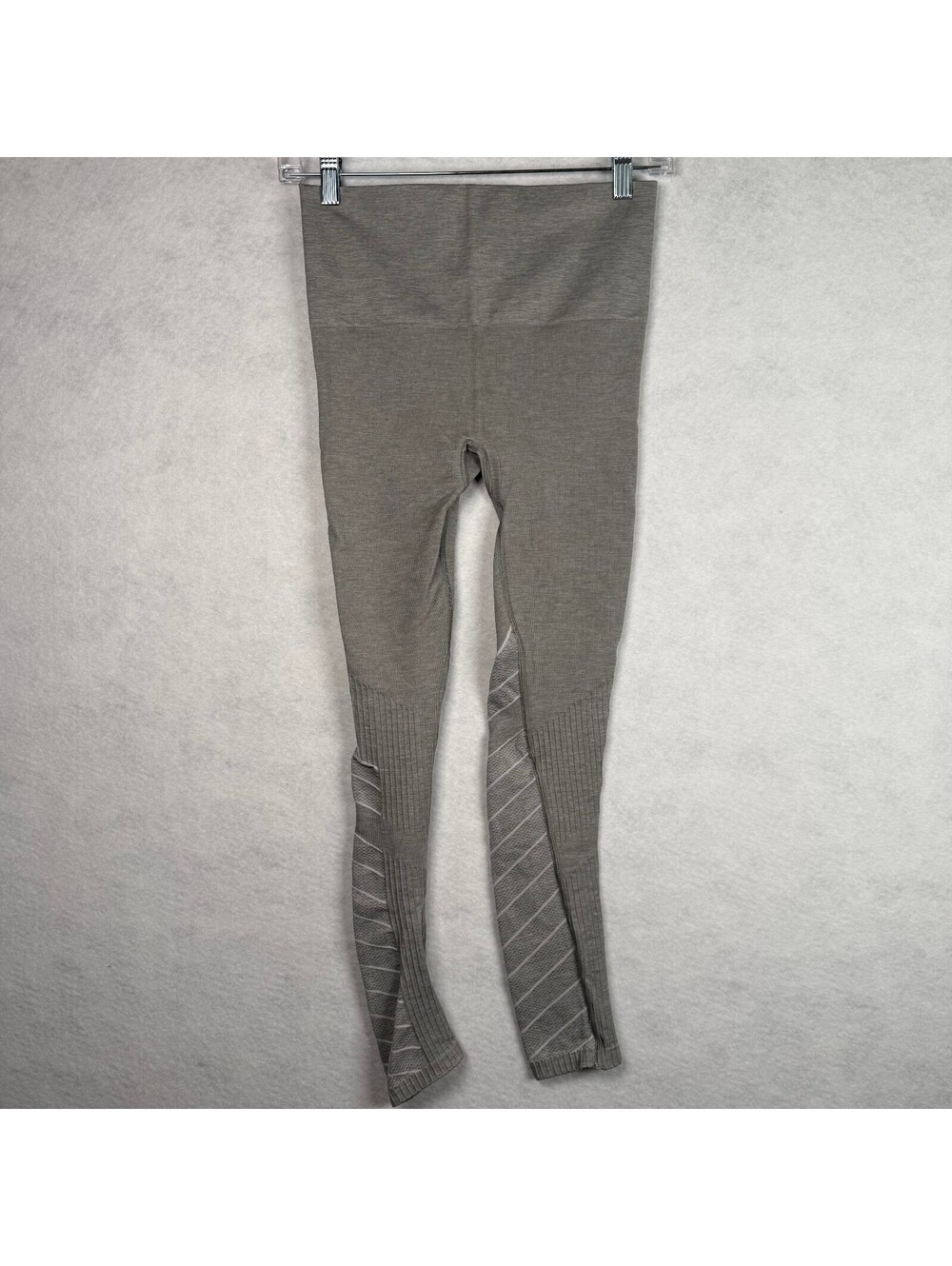 Blanqi Everyday Maternity Gray Ribbed Knit Compression Leggings Size S